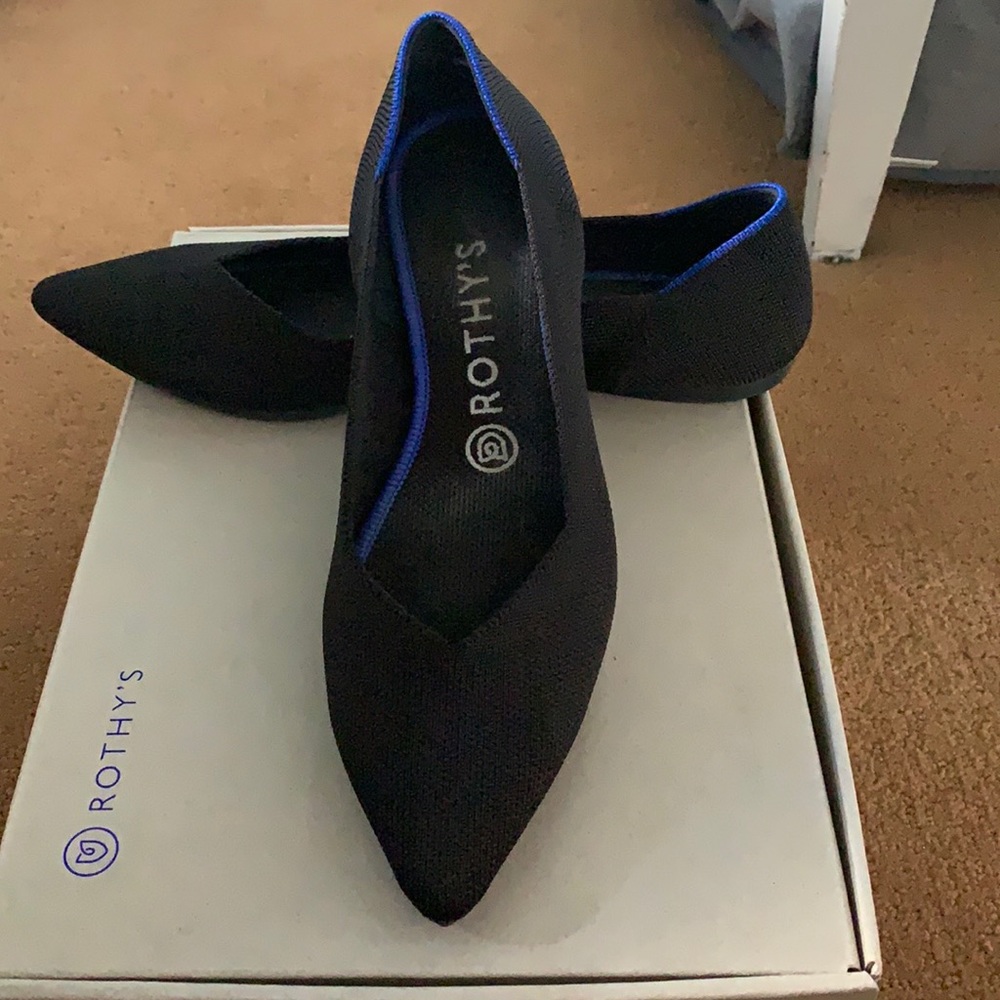 Black Rothy’s Pointed Flats